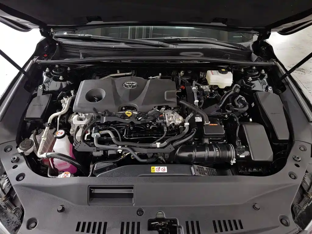 Toyota Avalon 2023 Hybrid 2.5L XLE Premium Edition фото 6