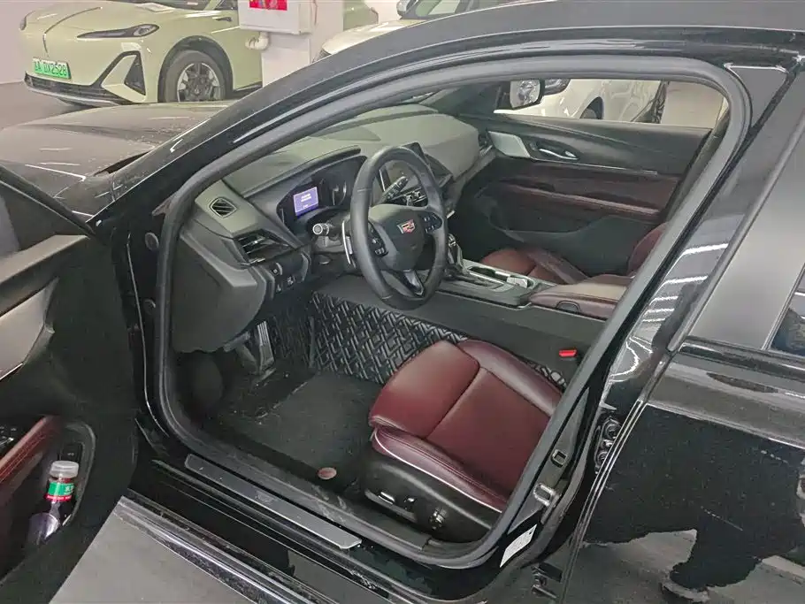 Cadillac CT4 2022 28T Premium фото 9
