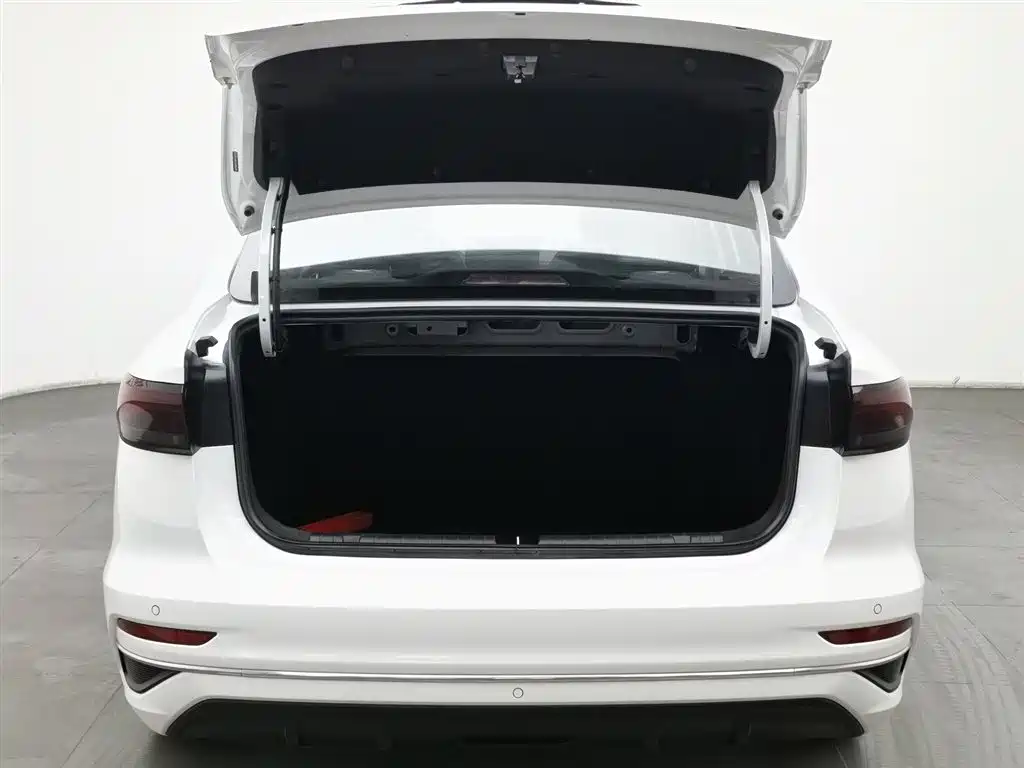 GEELY AUTOMOBILE EMGRAND