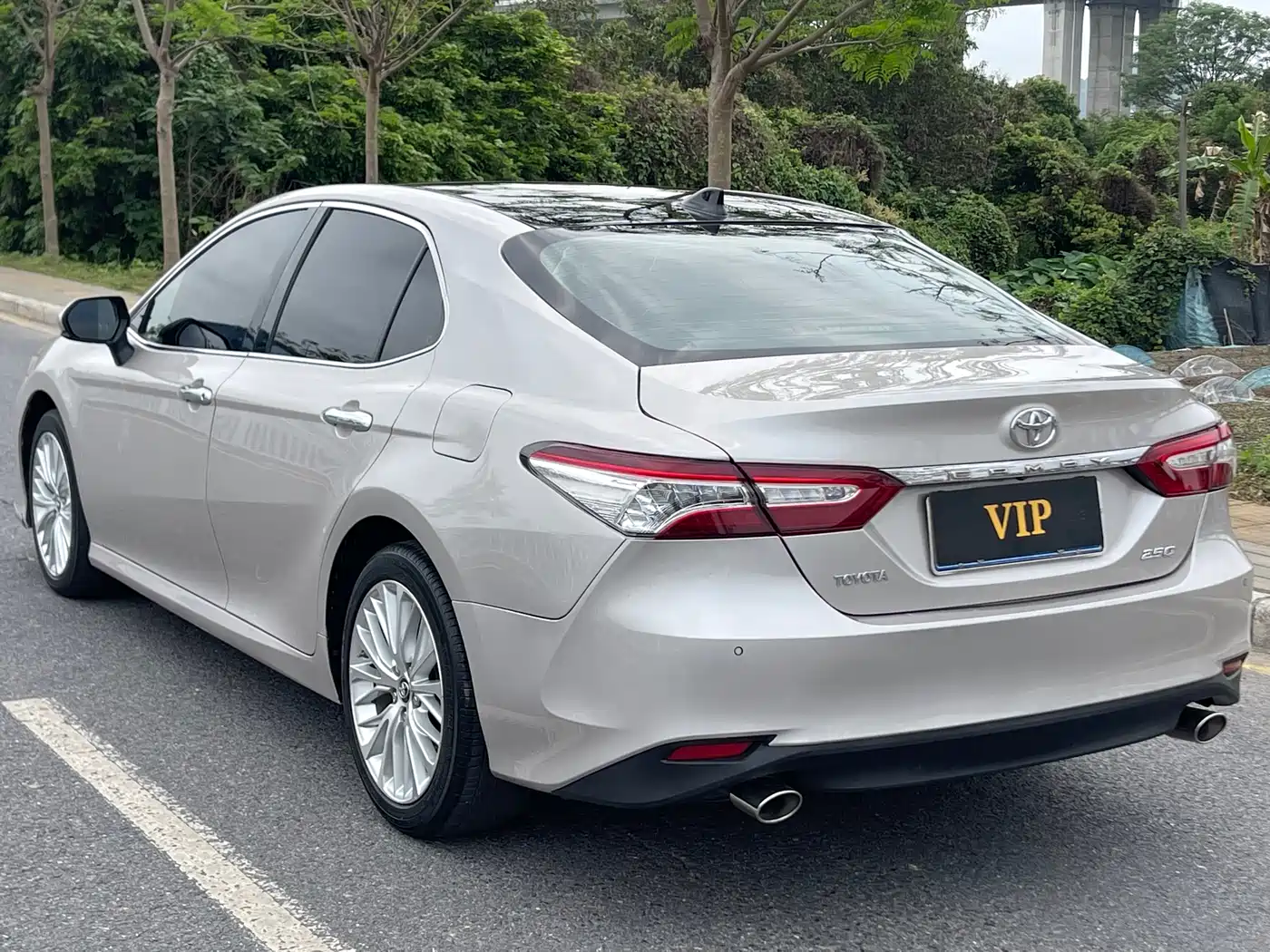 Toyota Camry 2018 2.5Q Flagship Edition фото 4