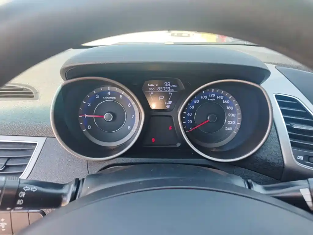 Hyundai Langdong 2015 2015 1.6L Auto Trend