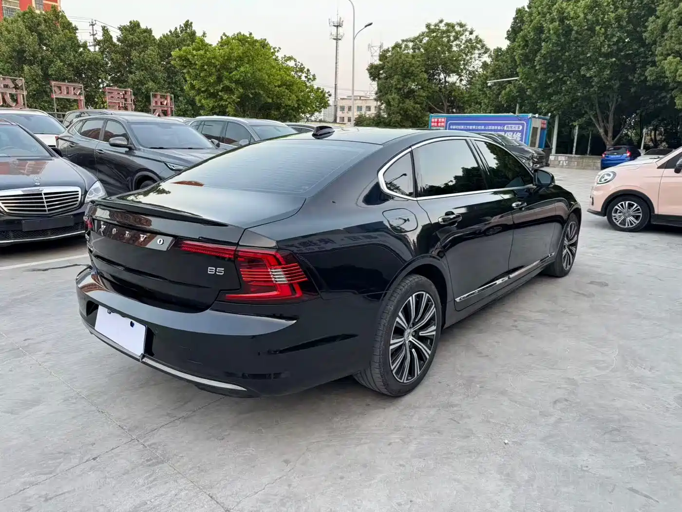 Фото 5 - Volvo S90
