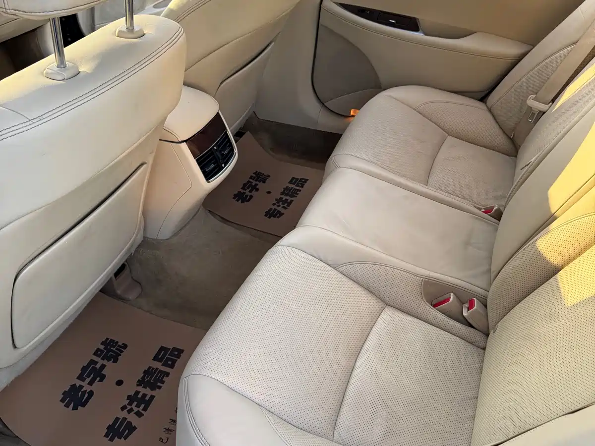 Lexus ES 2010 350 Luxury Edition фото 22