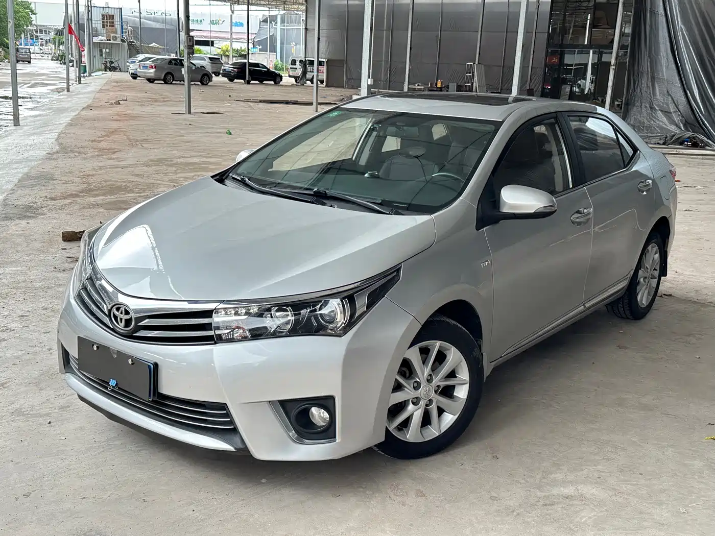 Фото 1 - Toyota Corolla