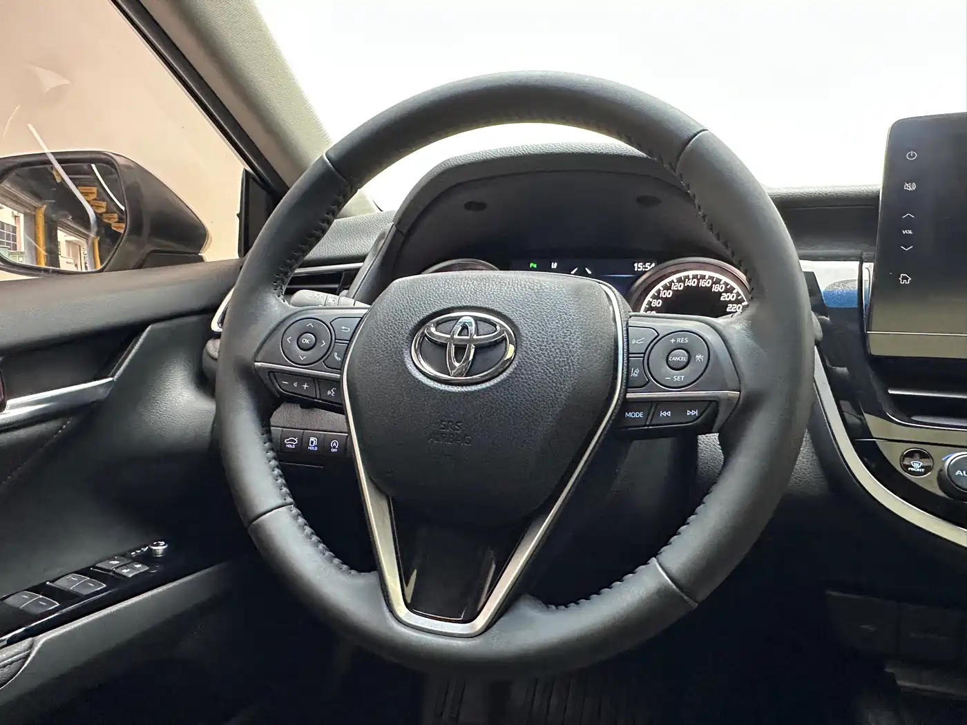 Toyota Camry 2021 2.0G Luxury Edition фото 10