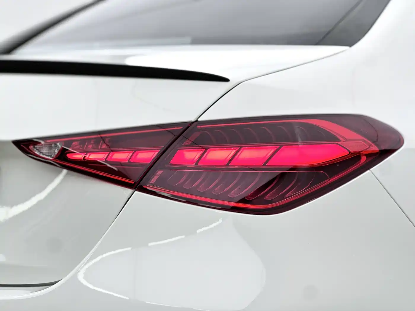 Mercedes-Benz C-Class 2023 C 260 L Night Edition Sport фото 12