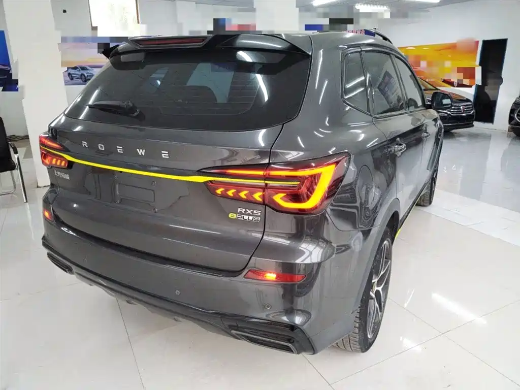 ROEWE RX5 NEW ENERGY