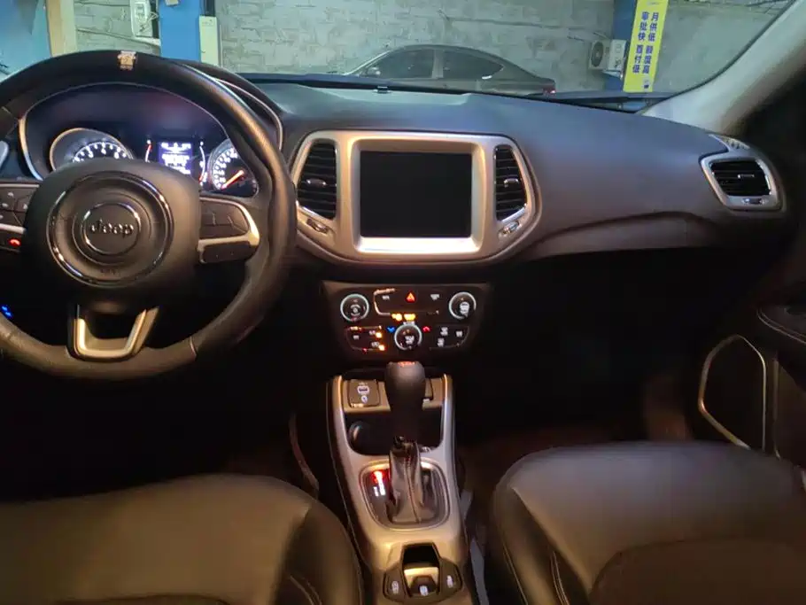 Jeep Compass 2020 2020 220T Automatic Leading Edition