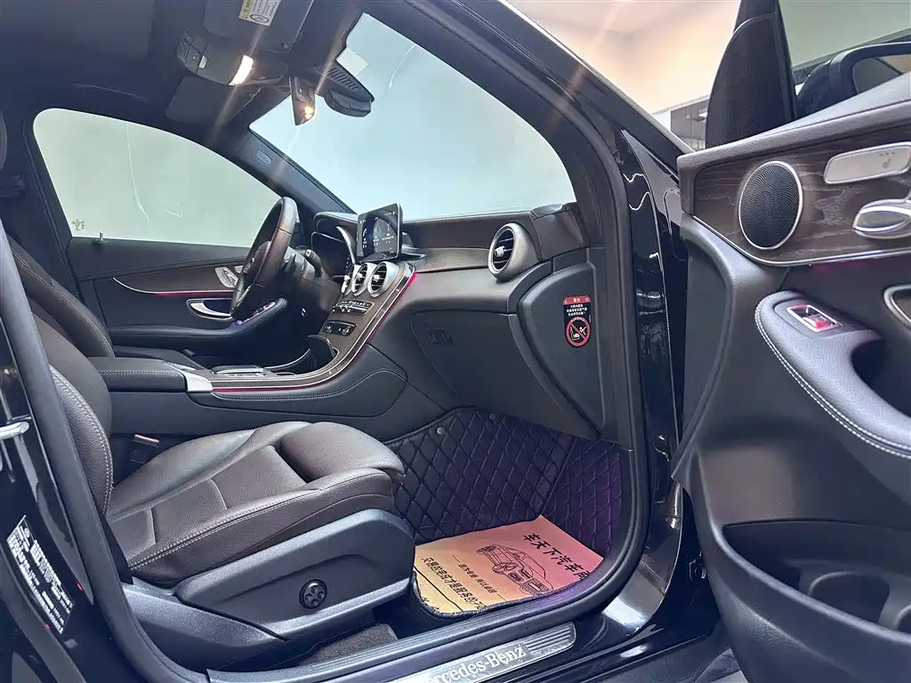 Mercedes-Benz GLC 2021 GLC 260 L 4MATIC Luxury фото 5