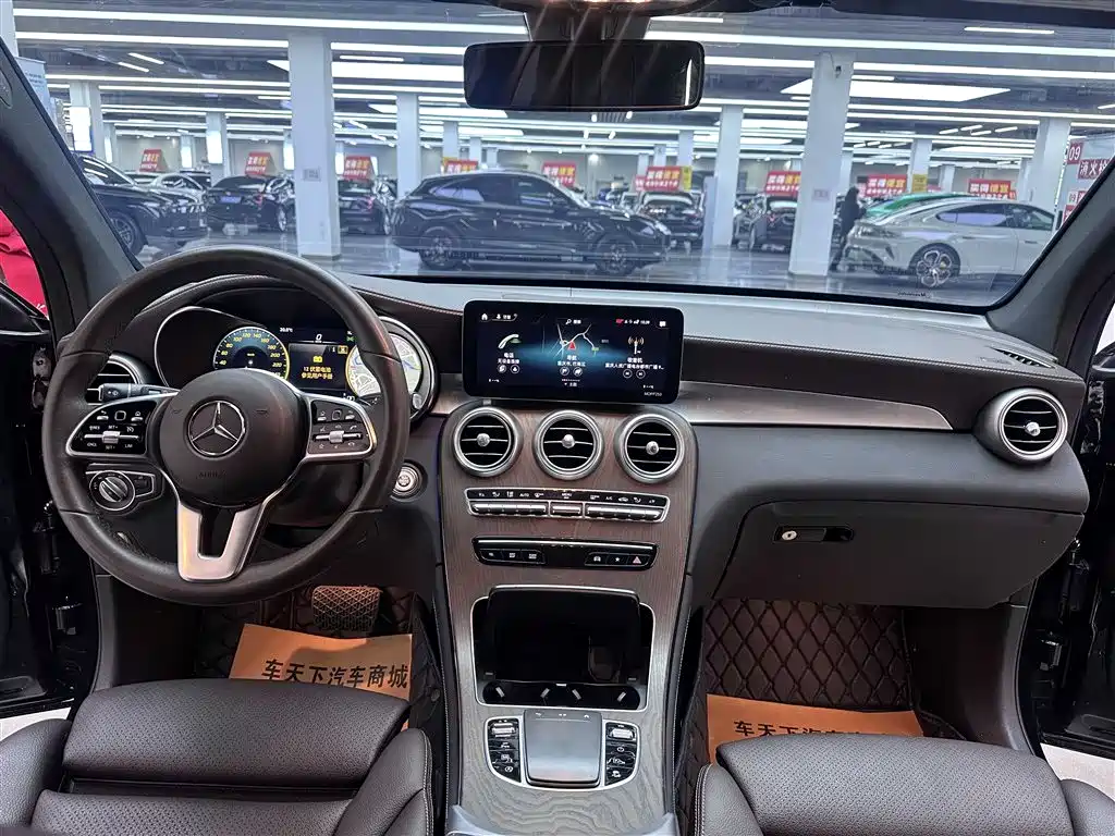 Mercedes-Benz GLC 2021 GLC 260 L 4MATIC Luxury фото 7