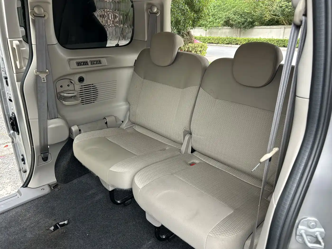 Nissan NV200 2014 2014 1.6L CVT Luxury (China IV)
