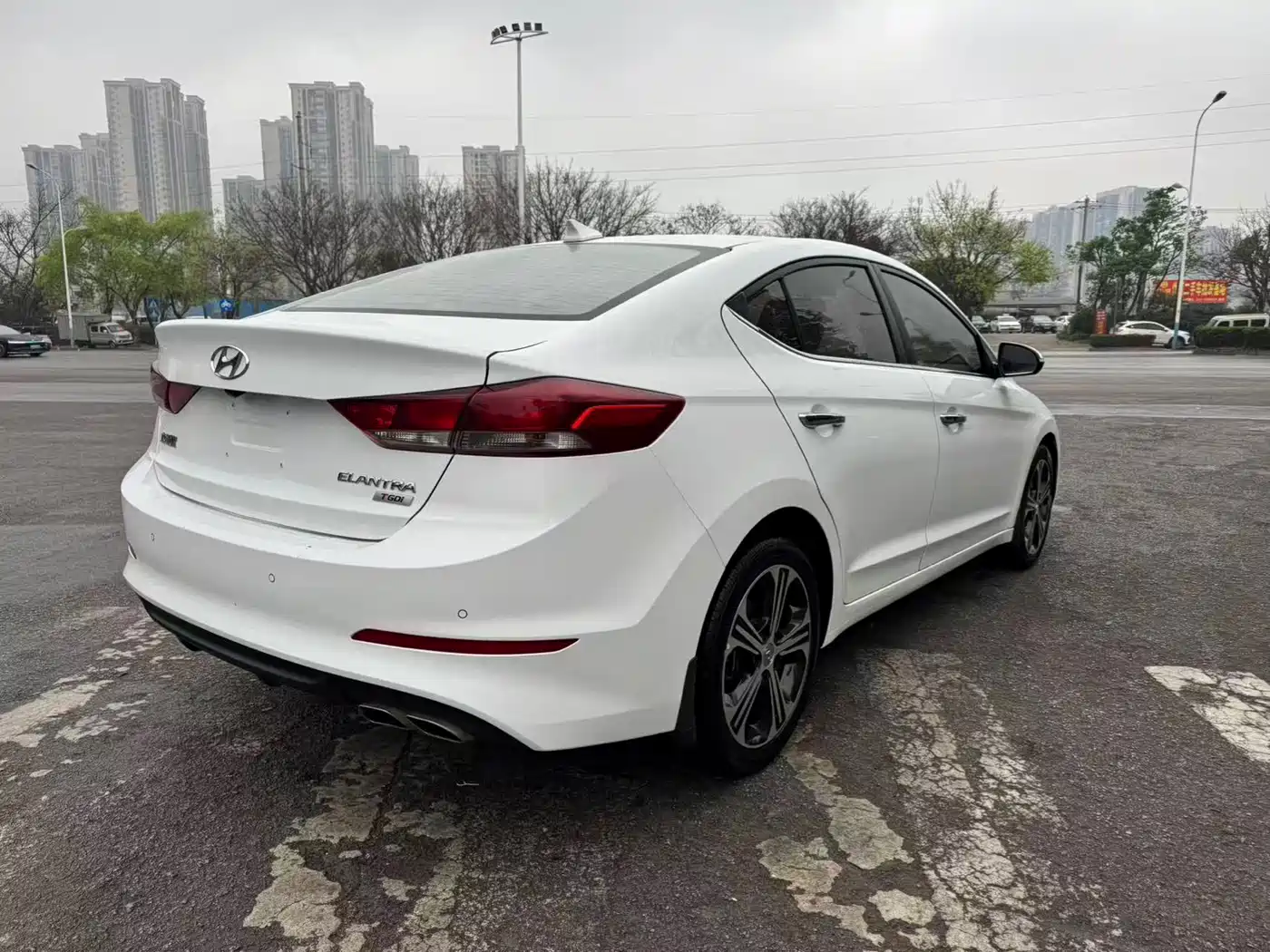 Hyundai Elantra 2018 1.4T DCT Dynamic·Vitality Model фото 9