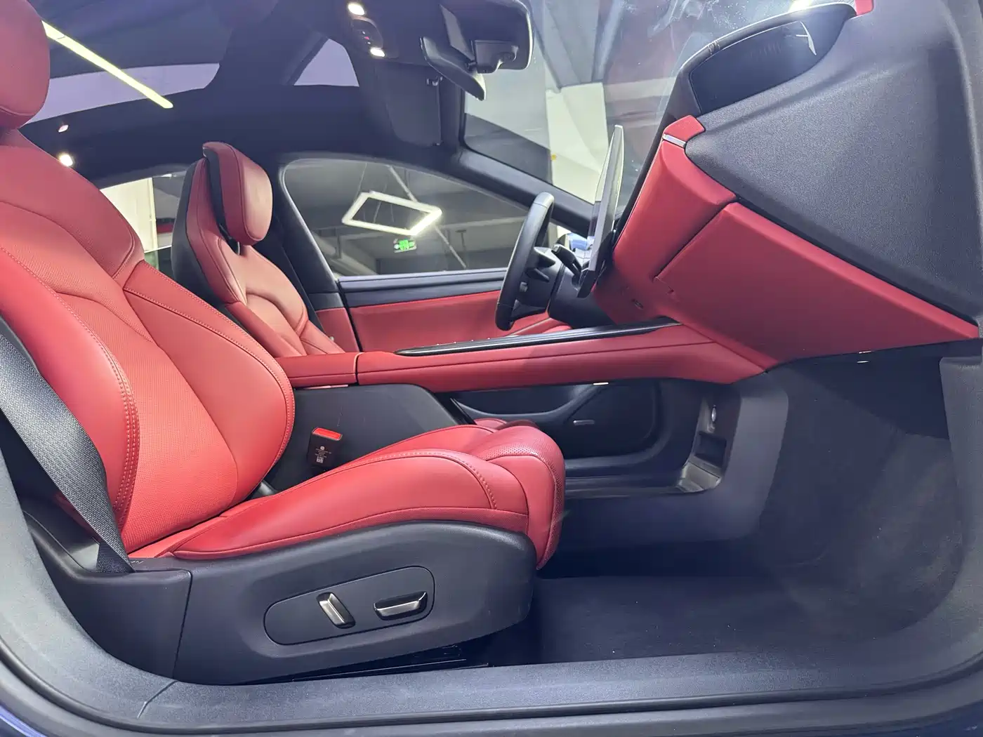 XIAOMI CAR XIAOMI SU7