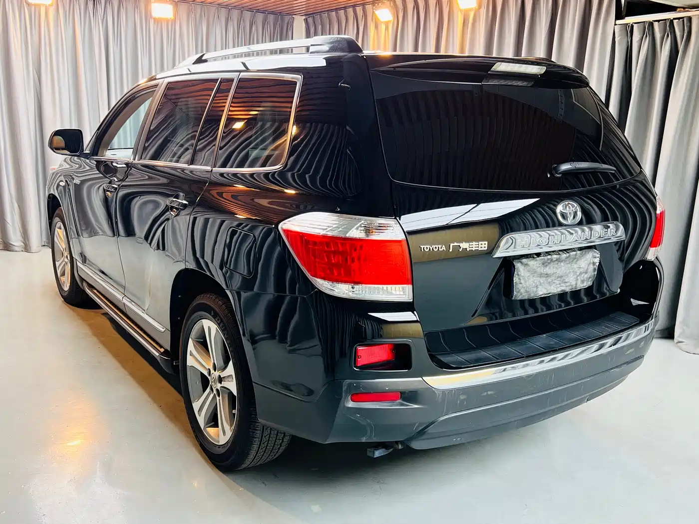 Toyota Highlander 2012 2.7L 2WD 7-Seater Luxury Edition фото 5
