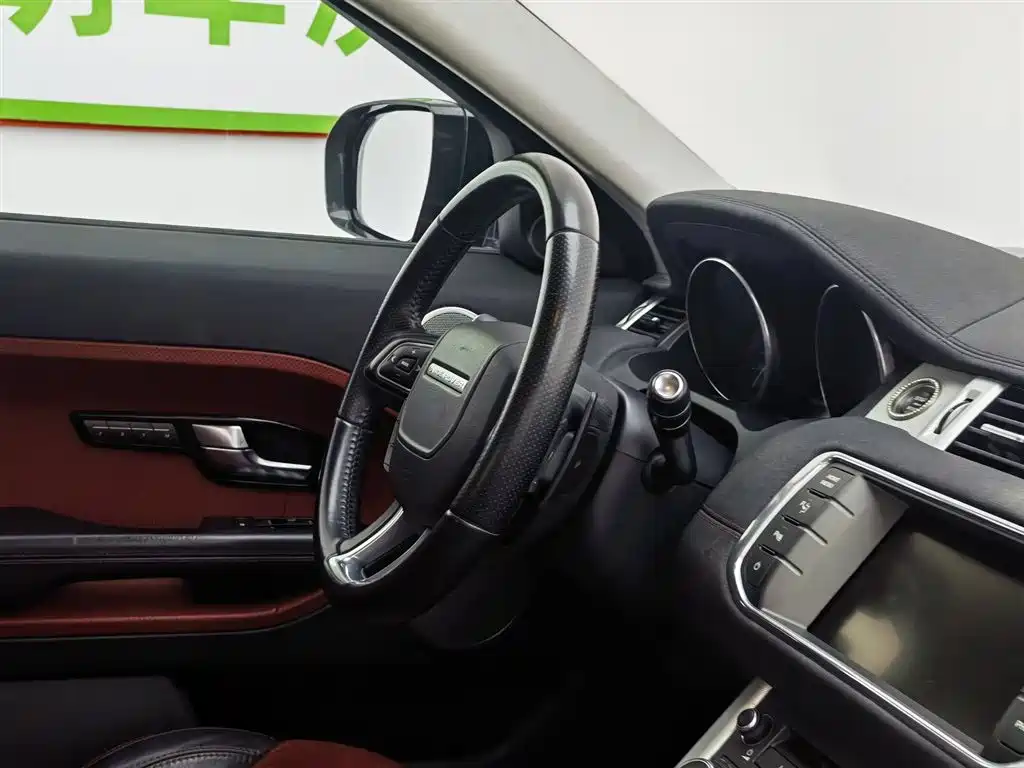 Land Rover Range Rover Evoque (Import) 2013 2.0T 5-door Dynamic Edition фото 22