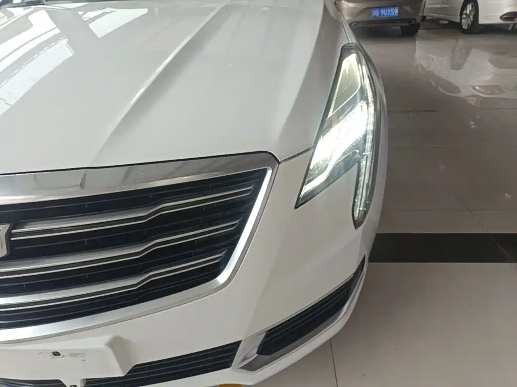 صورة 24 - Cadillac XTS