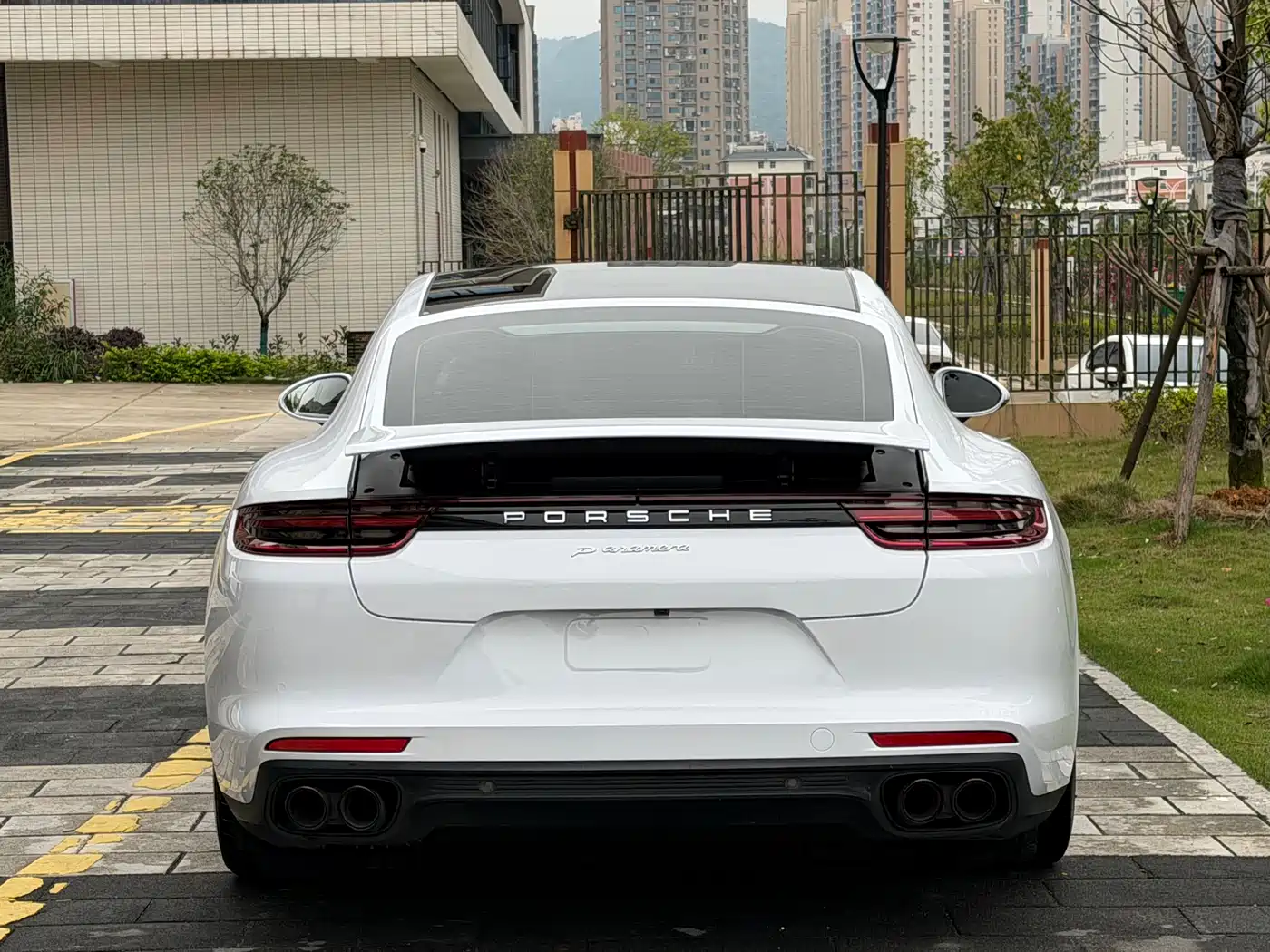 Porsche Panamera 2017 Panamera 3.0T фото 5