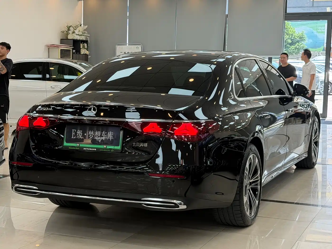 Mercedes-Benz E-Class New Energy 2025 2024 E 350 e L Plug-in Hybrid Sedan