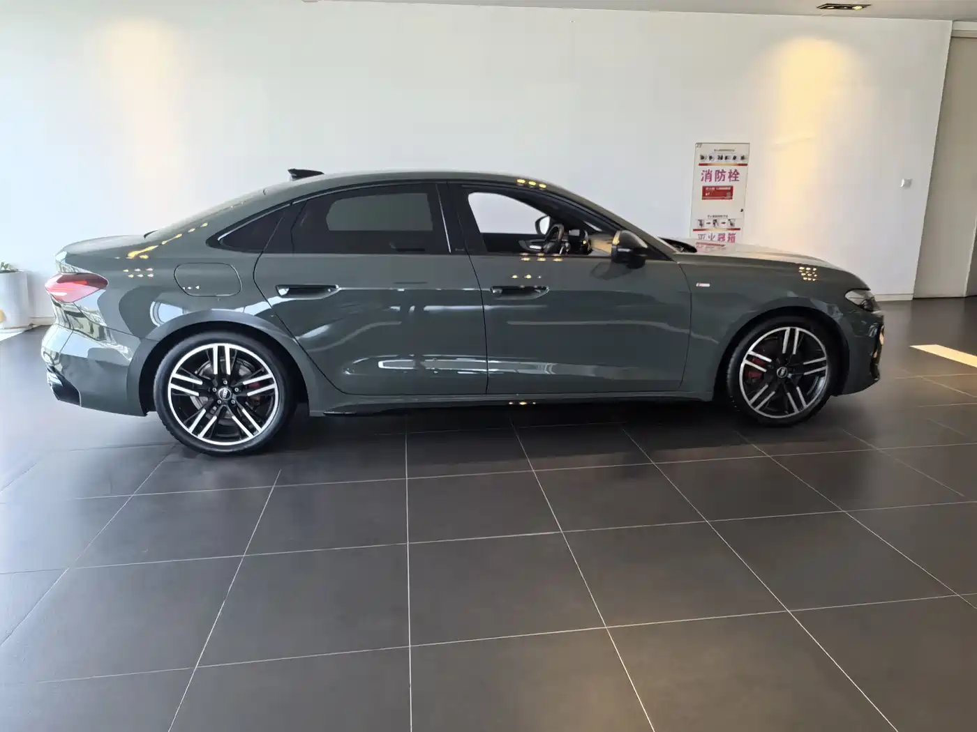 Audi A5L 2025 2.0T Sport Edition quattro фото 7