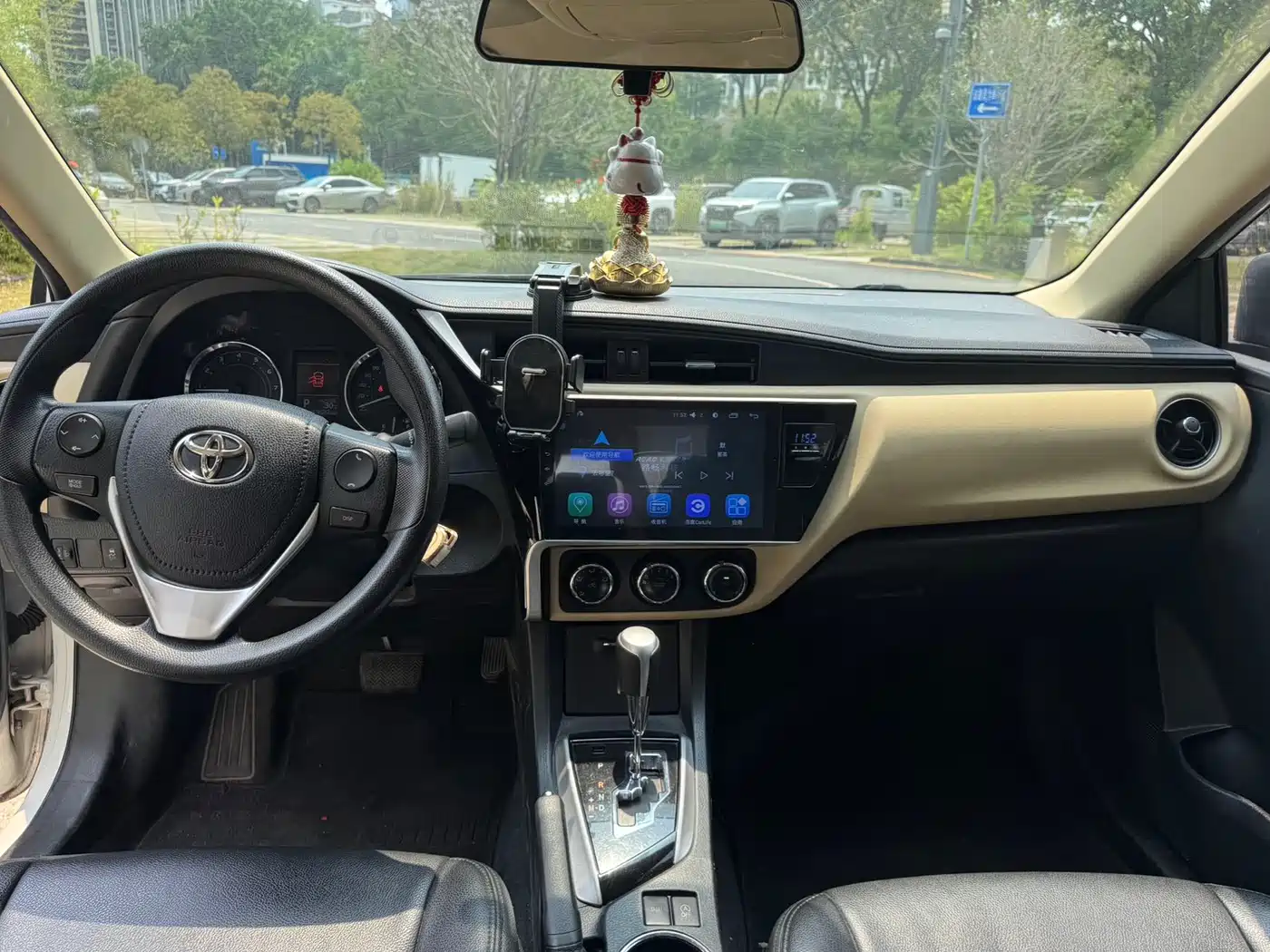 Toyota Corolla 2017 Facelift 1.2T S-CVT GL-i фото 11