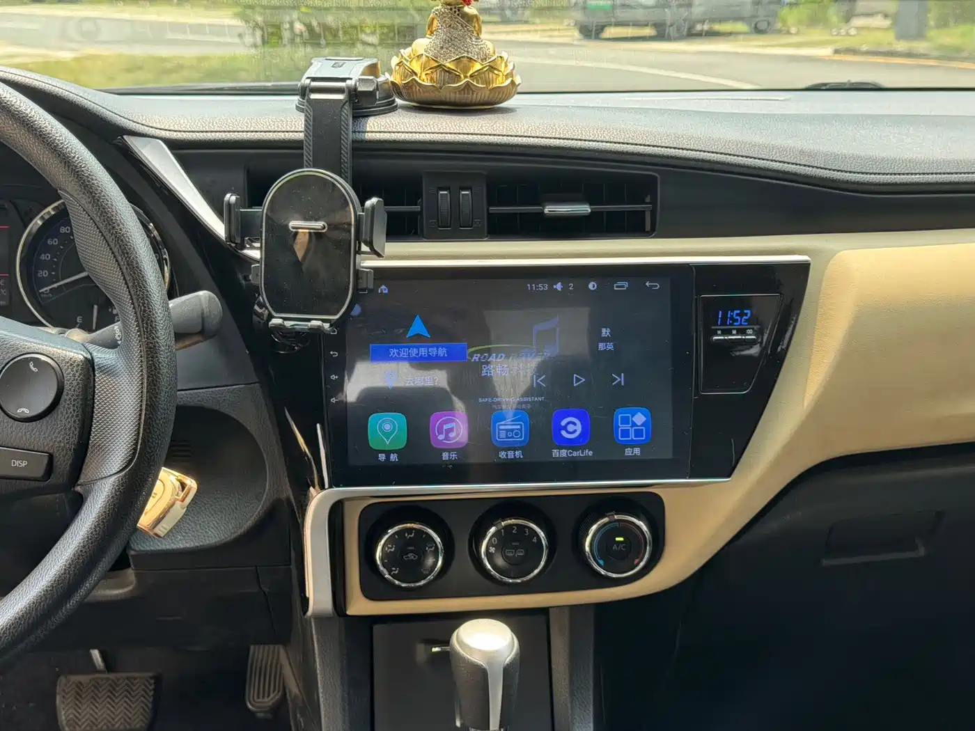 Toyota Corolla 2017 Facelift 1.2T S-CVT GL-i фото 13