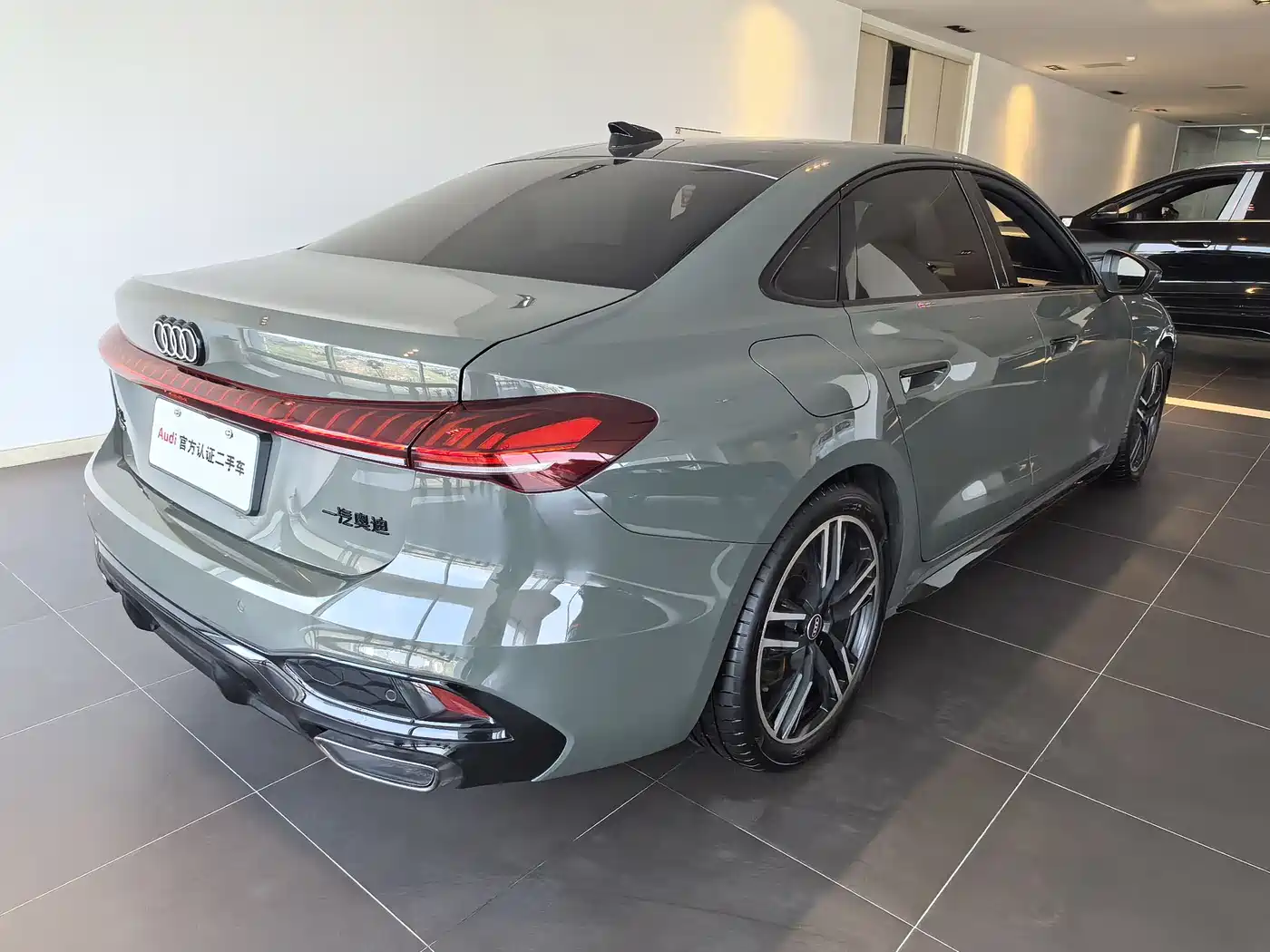 Audi A5L 2025 2.0T Sport Edition quattro фото 8