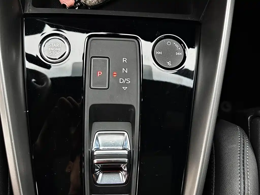 Audi A3 2023 Facelift A3L Limousine 35 TFSI Fashion Sport фото 13