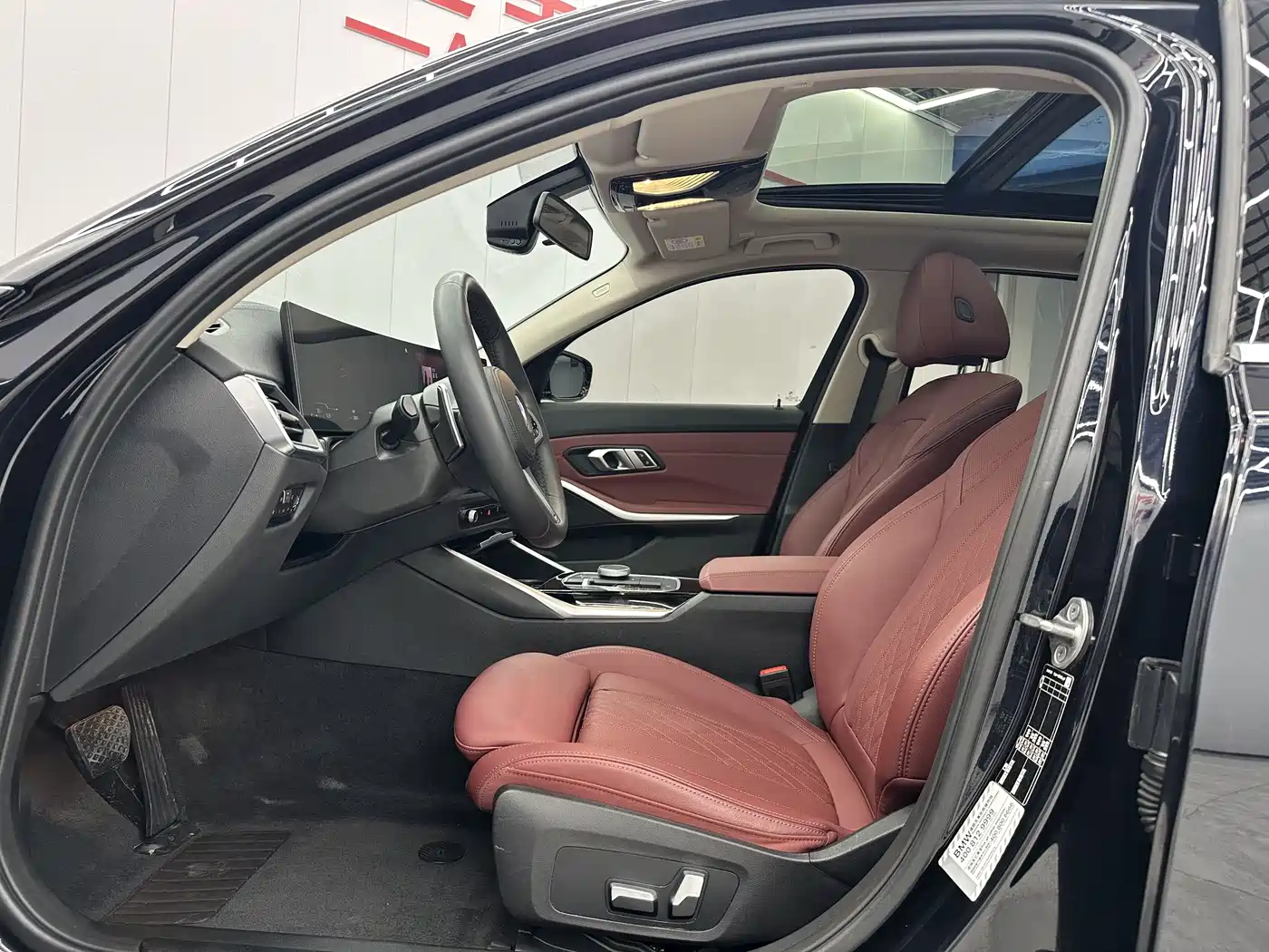 BMW 3 Series 2023 320Li M Sport Package фото 4