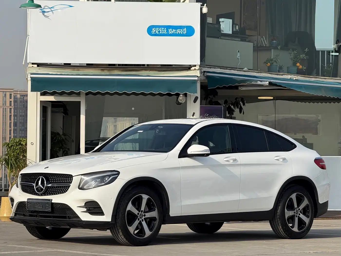 Mercedes-Benz GLC Coupe 2019 GLC 200 4MATIC Coupe SUV
