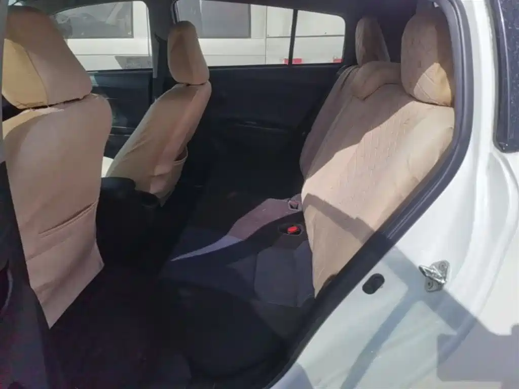Toyota YARiS L Zhi Xuan 2019 1.5E CVT MeiDong Edition China VI фото 17