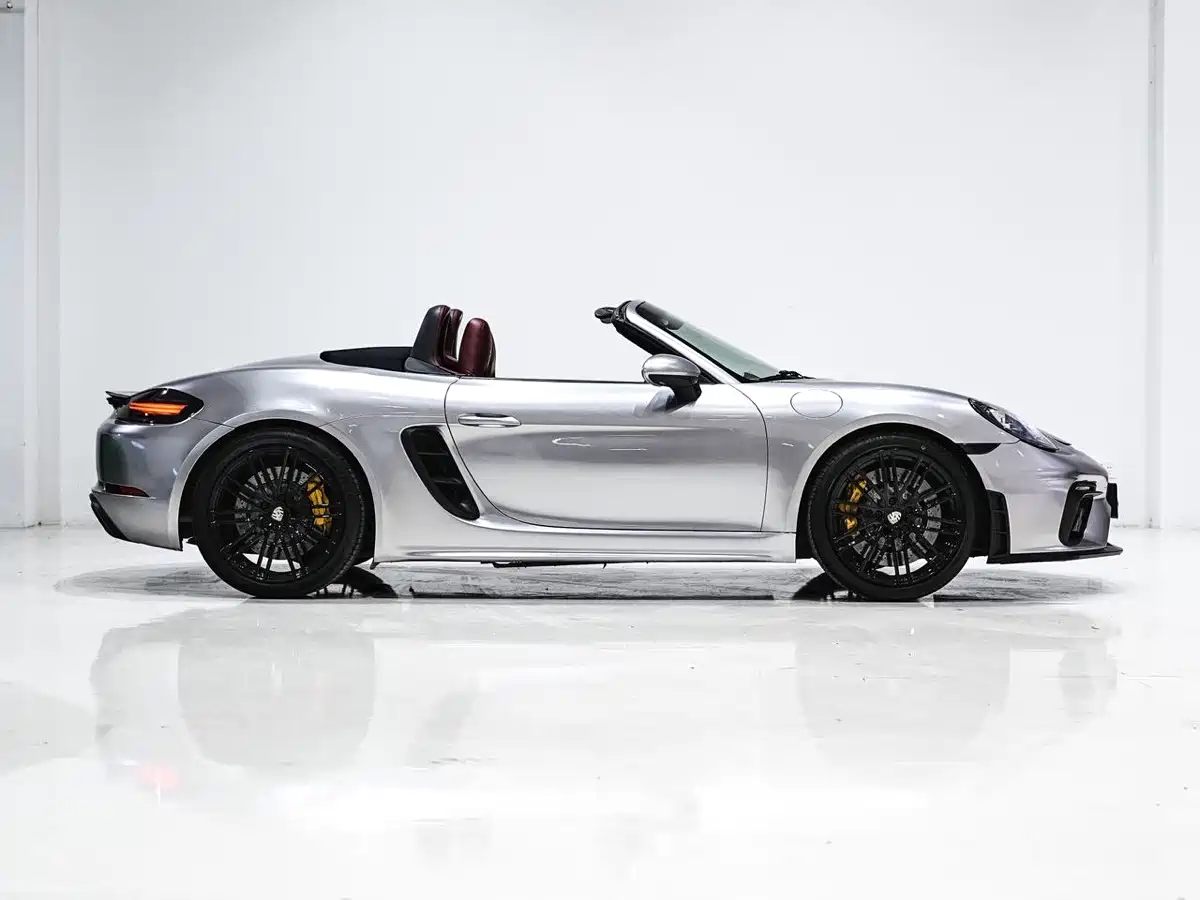Porsche 718 2016 Boxster 2.0T фото 6