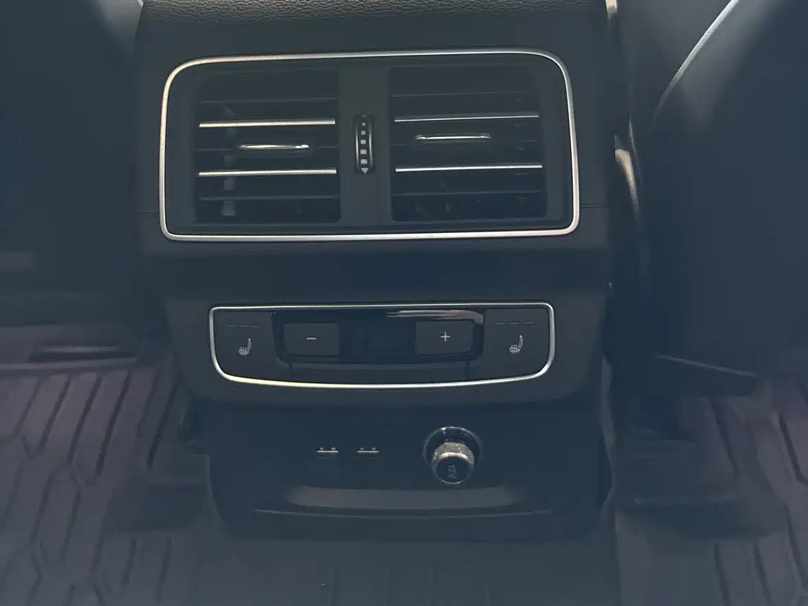 Audi Q5L 2026 2025 45 TFSI Luxury Dynamic