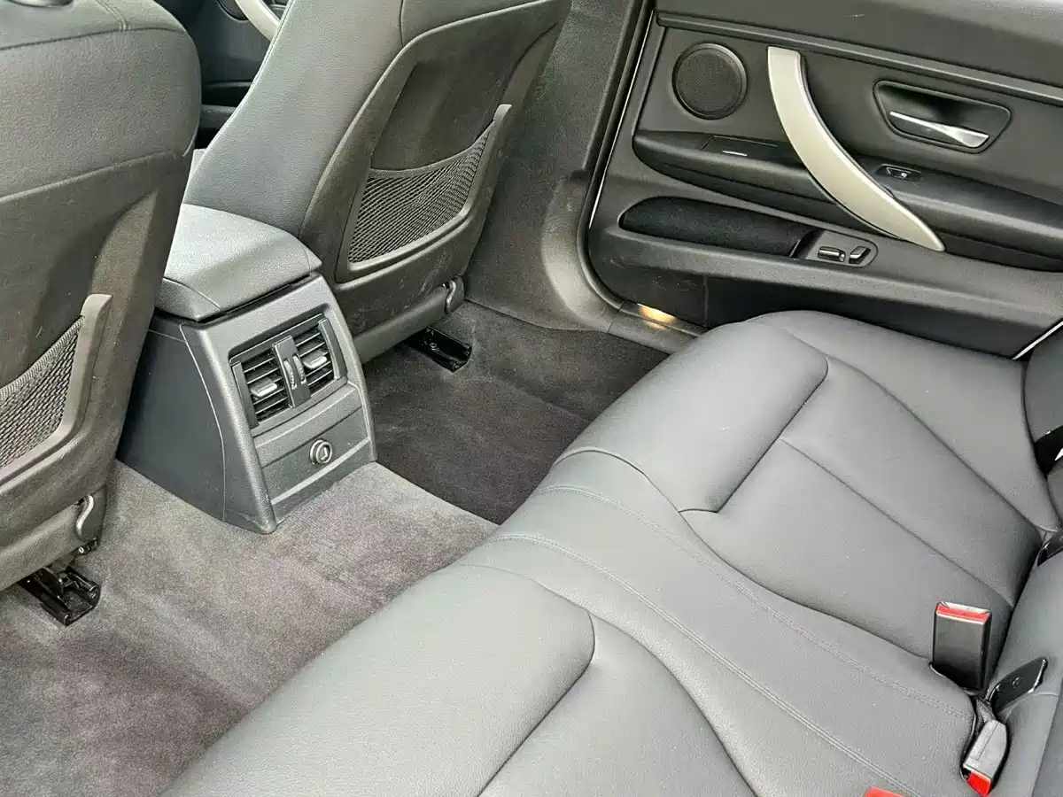 BMW 3 Series 2014 320Li Fashion фото 6