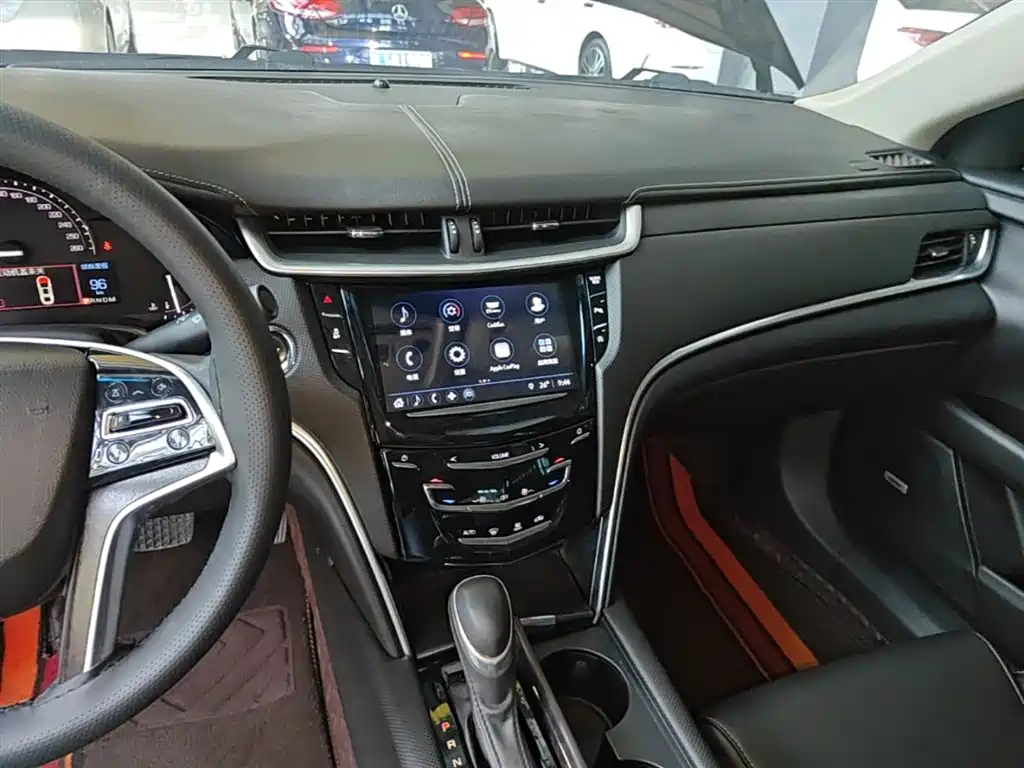 Cadillac XTS 2018 28T Technology фото 13