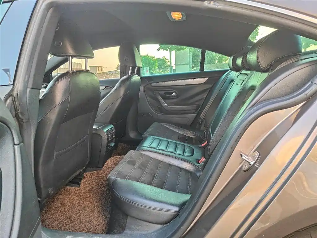 Volkswagen FAW-Volkswagen CC 2013 1.8TSI Premium фото 9