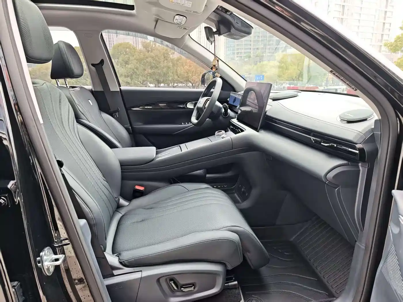 GEELY GALAXY GALAXY E5