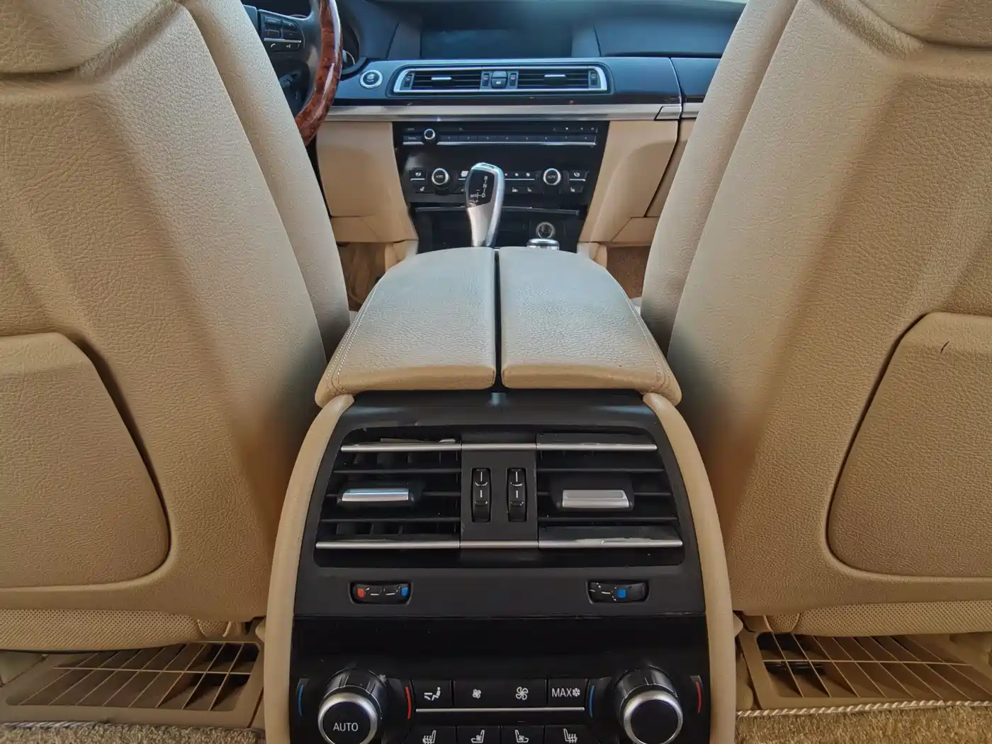 BMW 7 Series 2009 730Li Luxury фото 17