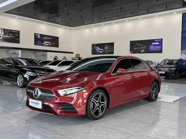 MERCEDES-BENZ A CLASS