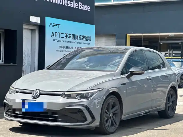 Volkswagen Golf 2023