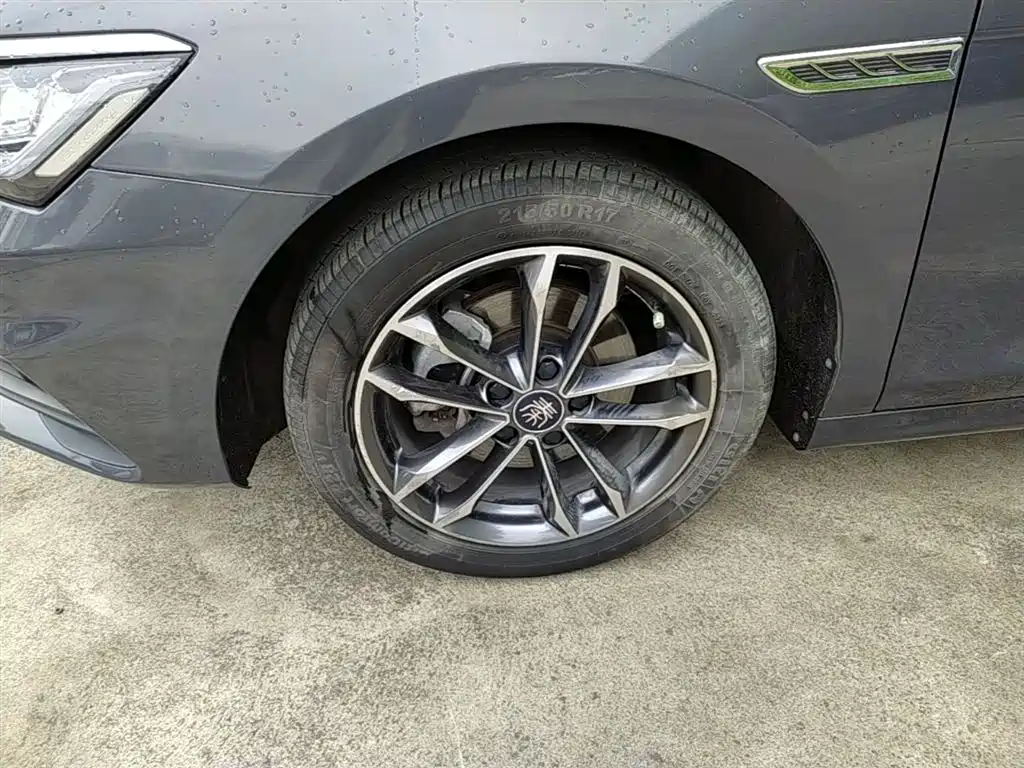 BYD Qin Pro 2020 Surpass Edition 1.5TI Automatic Flagship фото 23