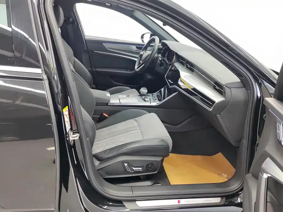 Audi A6L 2023 Facelift 40 TFSI Luxury Dynamic фото 8