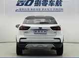 Фото 15 - Geely Vision X3