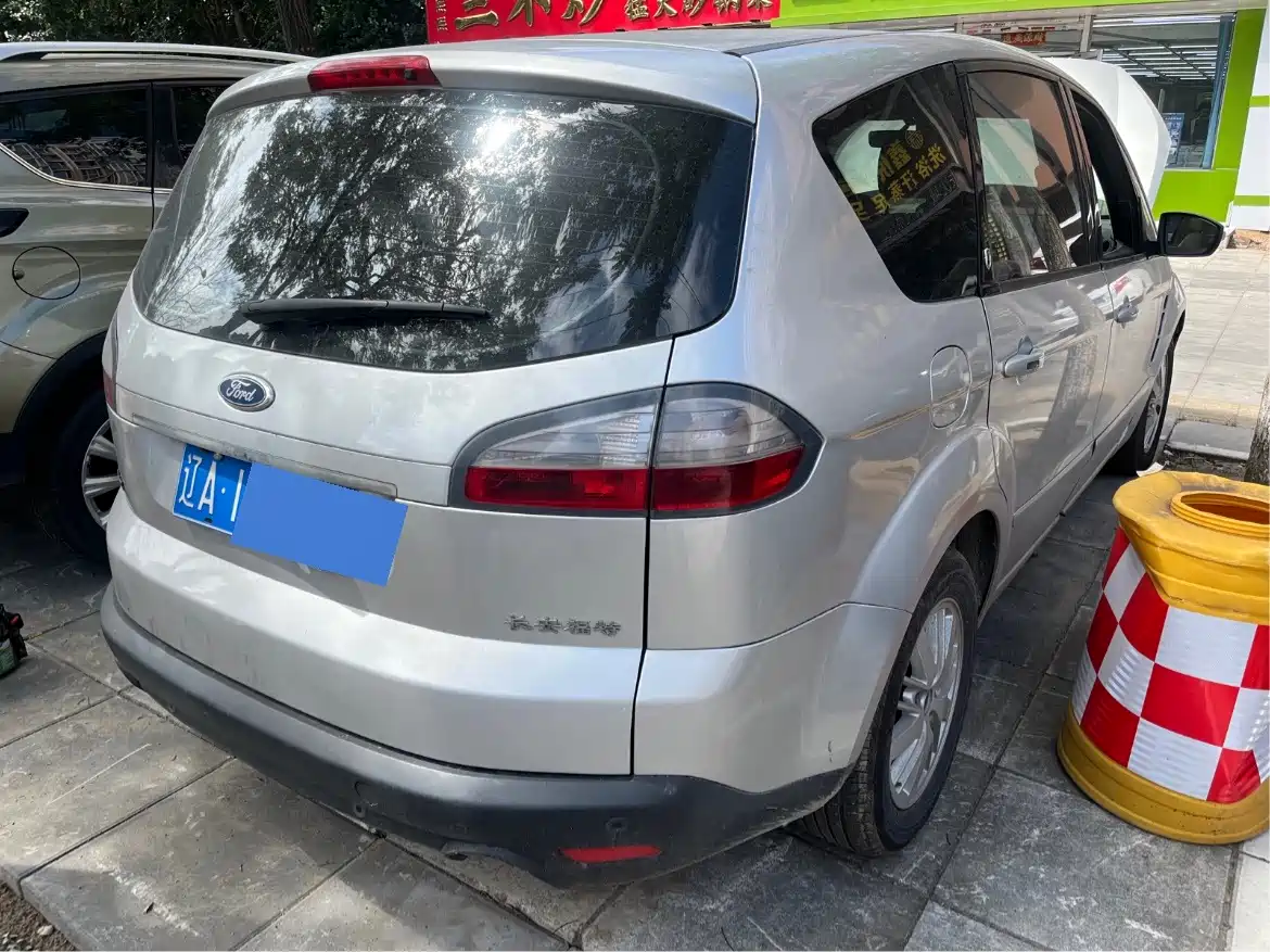 Ford S-MAX 2011 2008 2.3L 7-Seater Flagship Navigation Edition