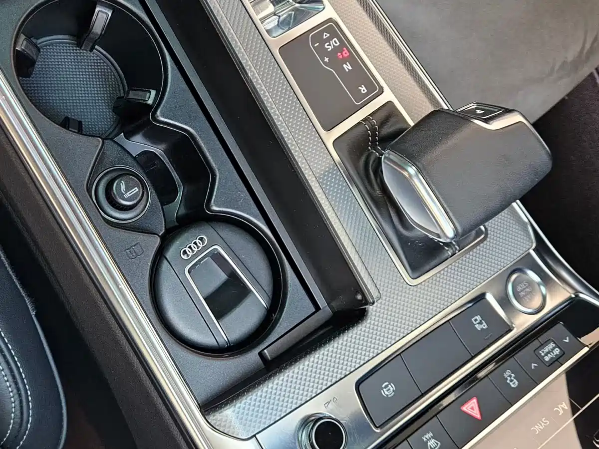 Audi A6L 2019 45 TFSI quattro Premium Dynamic фото 5