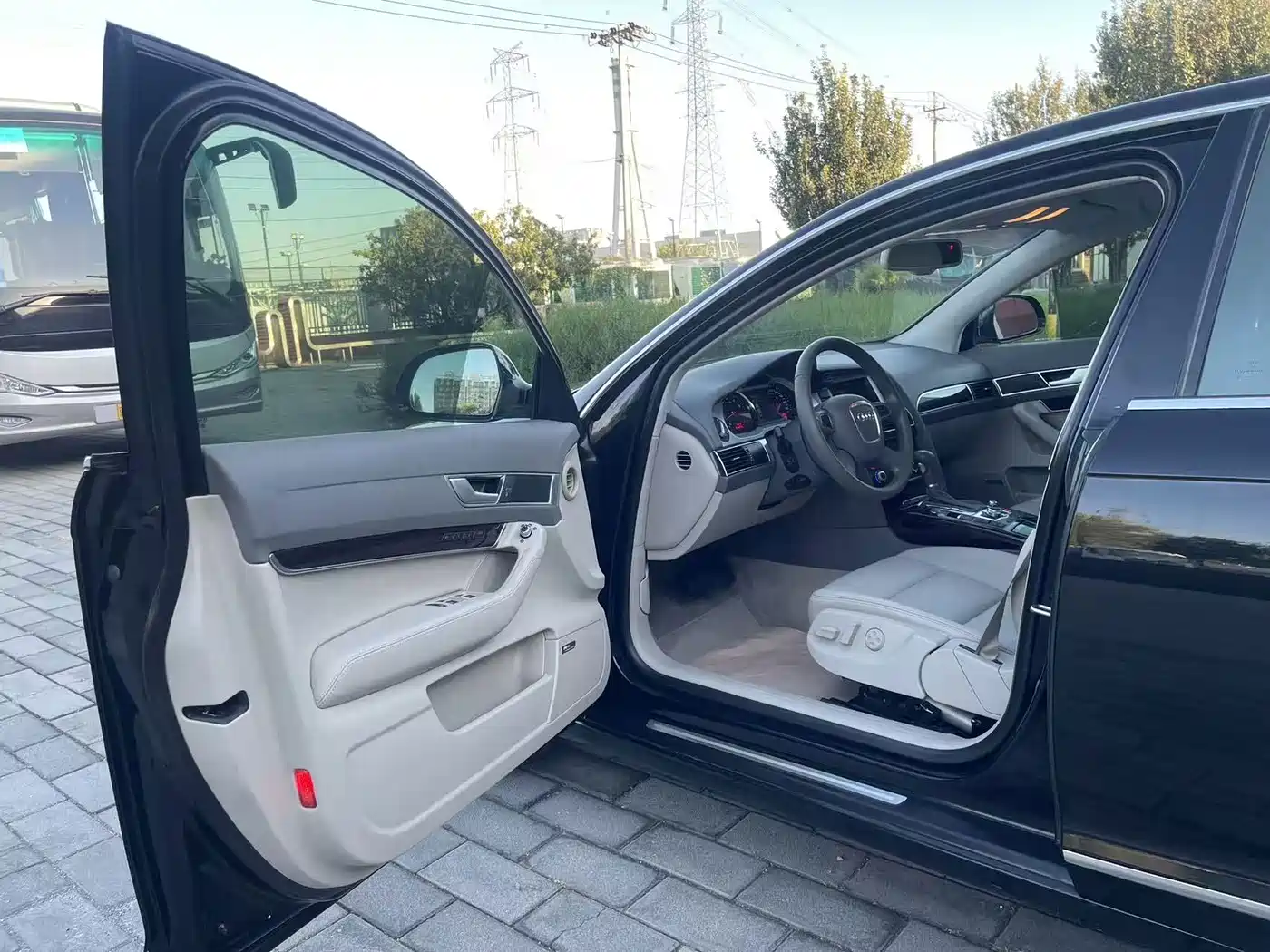 Audi A6L 2009 2010 2.4L Luxury