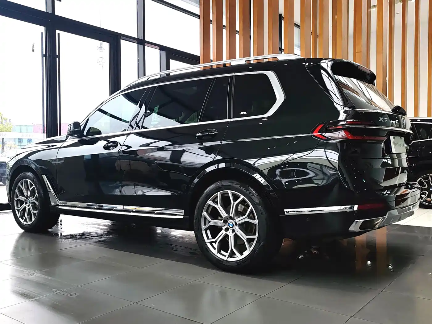 BMW X7 2024 xDrive40i Leading Luxury Package фото 7