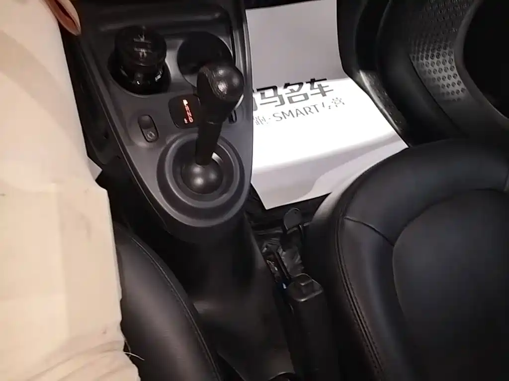 smart fortwo 2018 2018 1.0L 52kW Hardtop Passion Edition China V