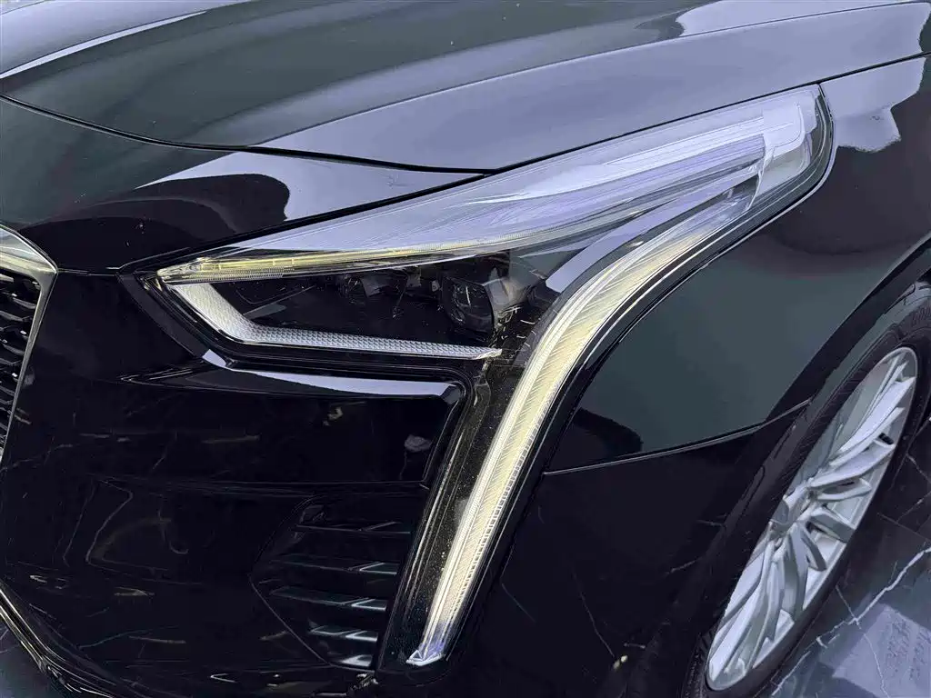Cadillac CT6 2021 2022 28T Luxury