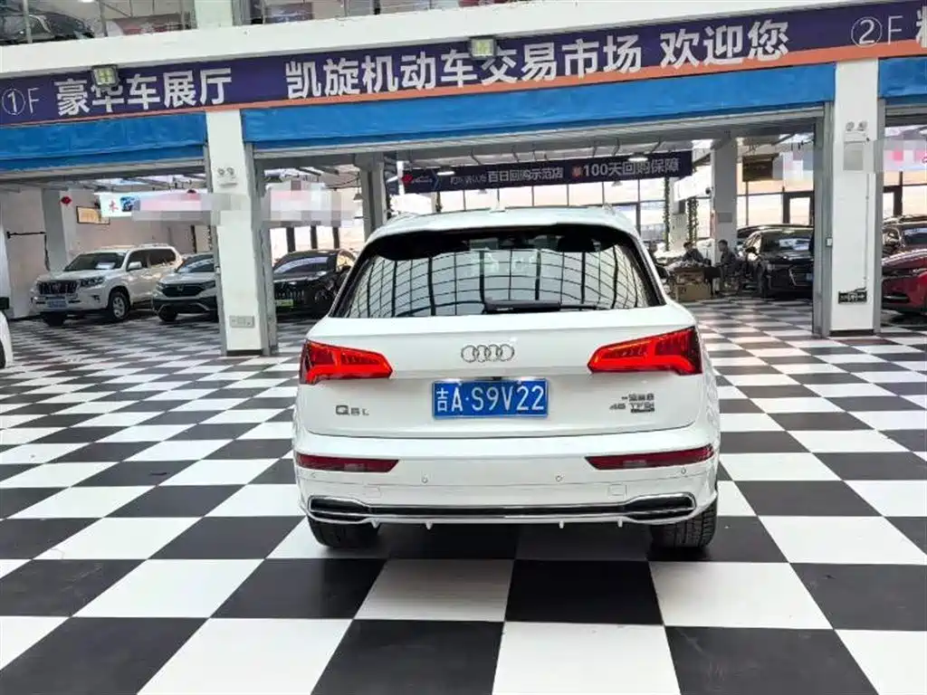 Audi Q5L 2018 40 TFSI Prestige Fashion (China V) фото 8