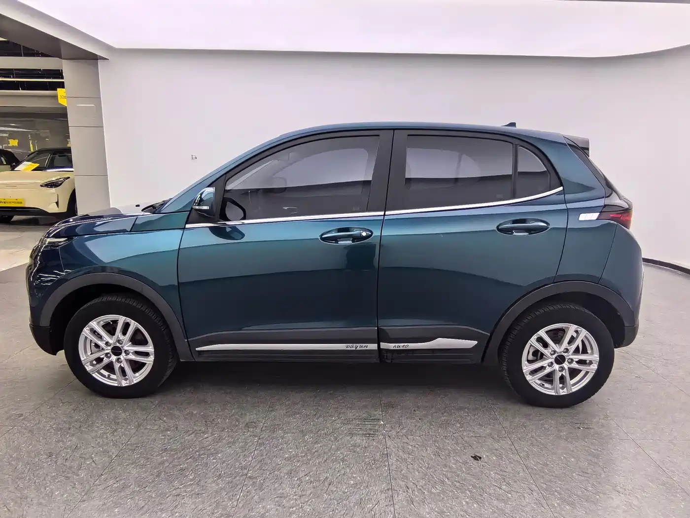 Dayun Yuehu 2022 2022 30.66kWh 2WD Standard Edition